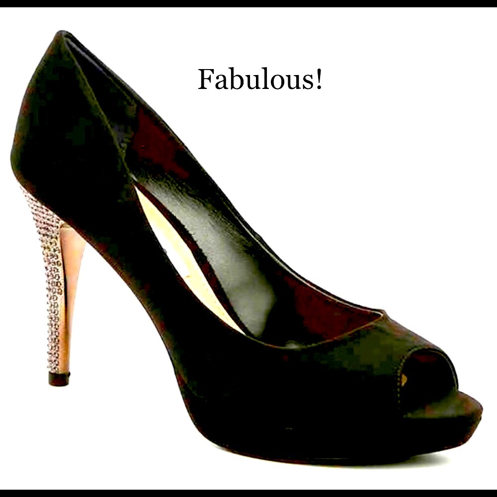 Like New!  Nina Fazia Stiletto Womens Size 9.5